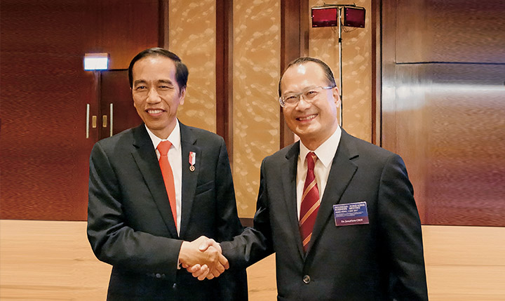 联盟主席蔡冠深与印尼总统佐科·维多多于"印尼—香港商界交流会"上会谈