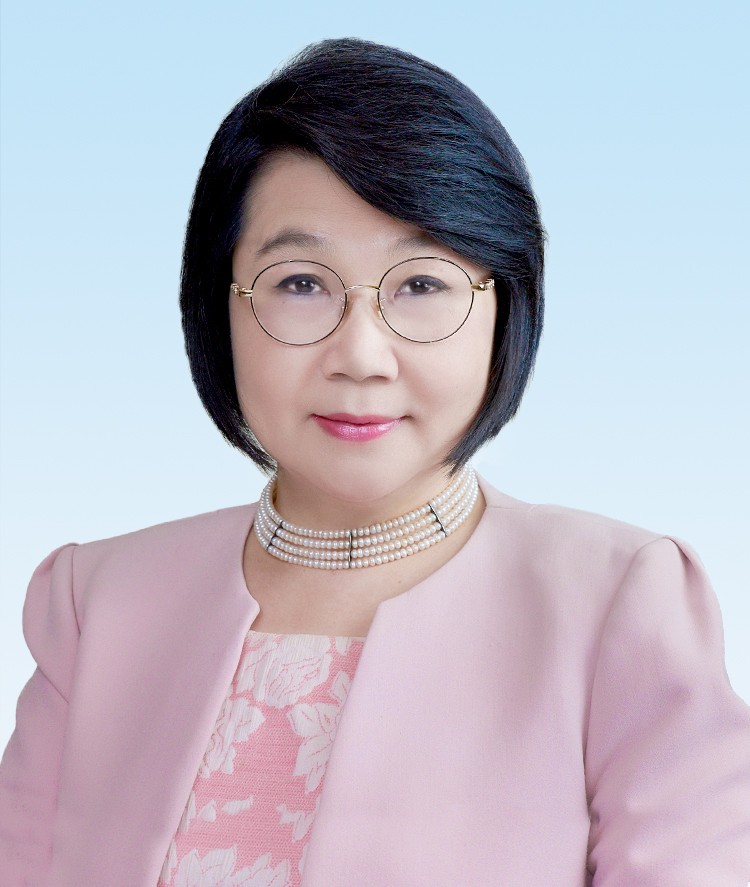 Advisor Mrs. lanice Choi